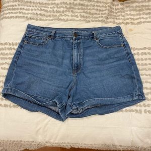 American Eagle Outfitters denim mom shorts